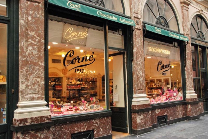 boulangerie-POURCIEUX-min_chocolate_chocolaterie_shop_luxury_chic_gallery_brussels_belgium-558146